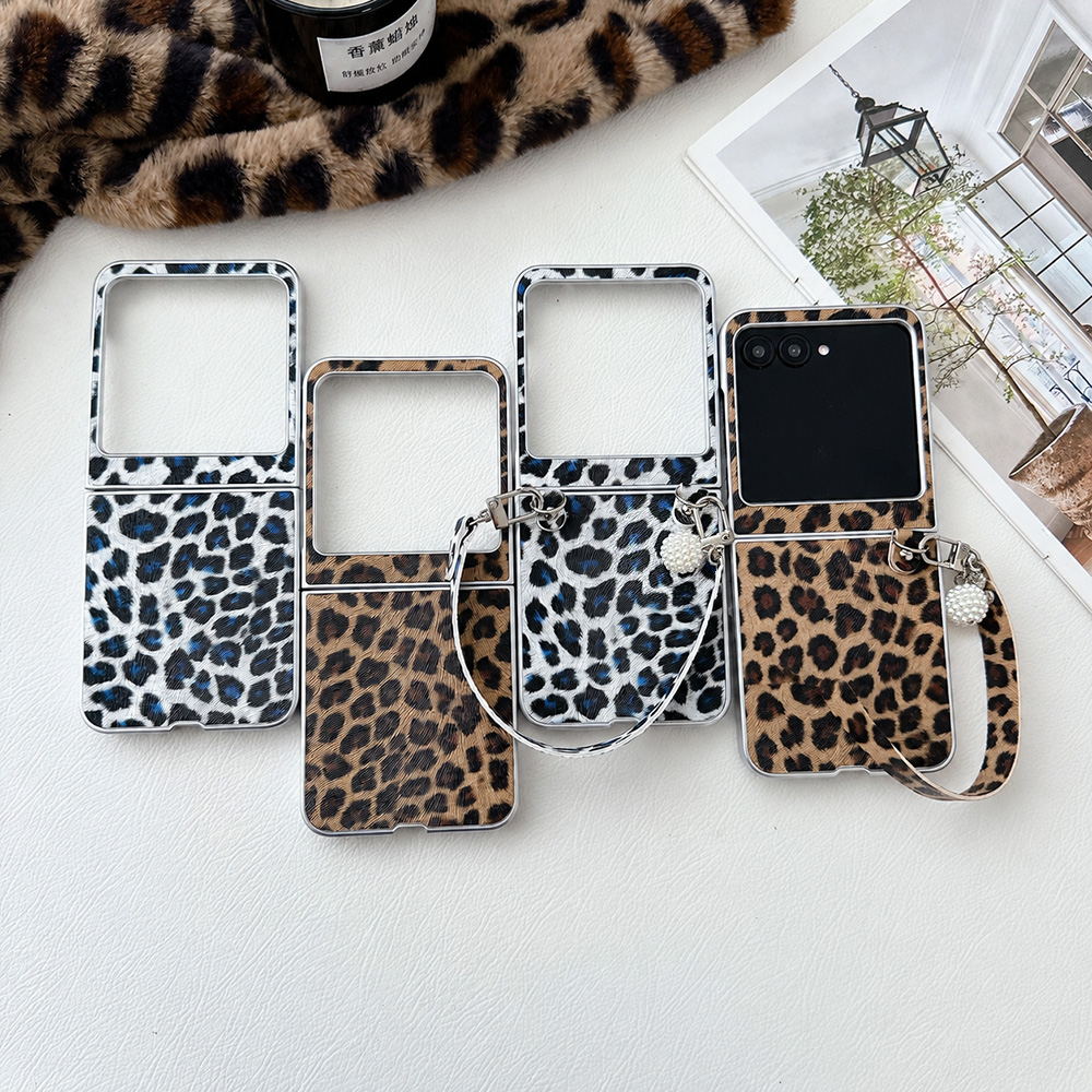 Tablet Accessories Aesthetic - Leopardenmuster Klappbare Handyhülle für Motorola Razr